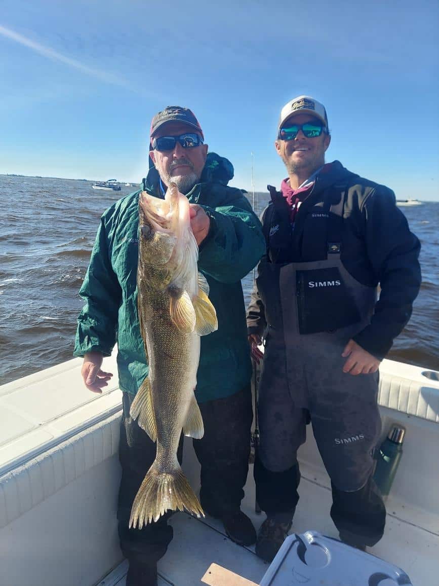 SEPTEMBER WALLEYE FISHING. LAKE OF THE WOODS.