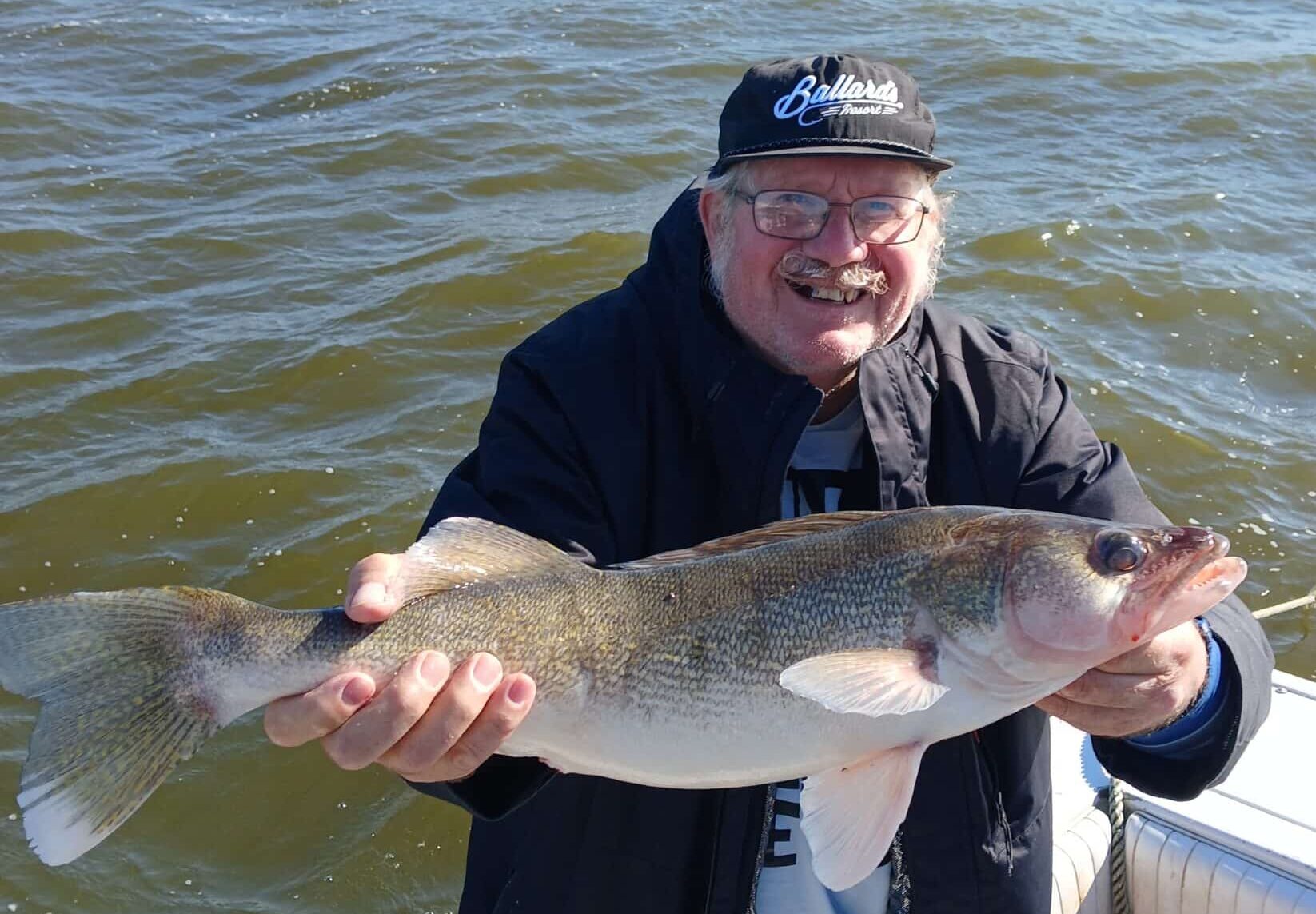 OCTOBER WALLEYE FISHING. BALLARD'S RESORT. LAKE OF THE WOODS.