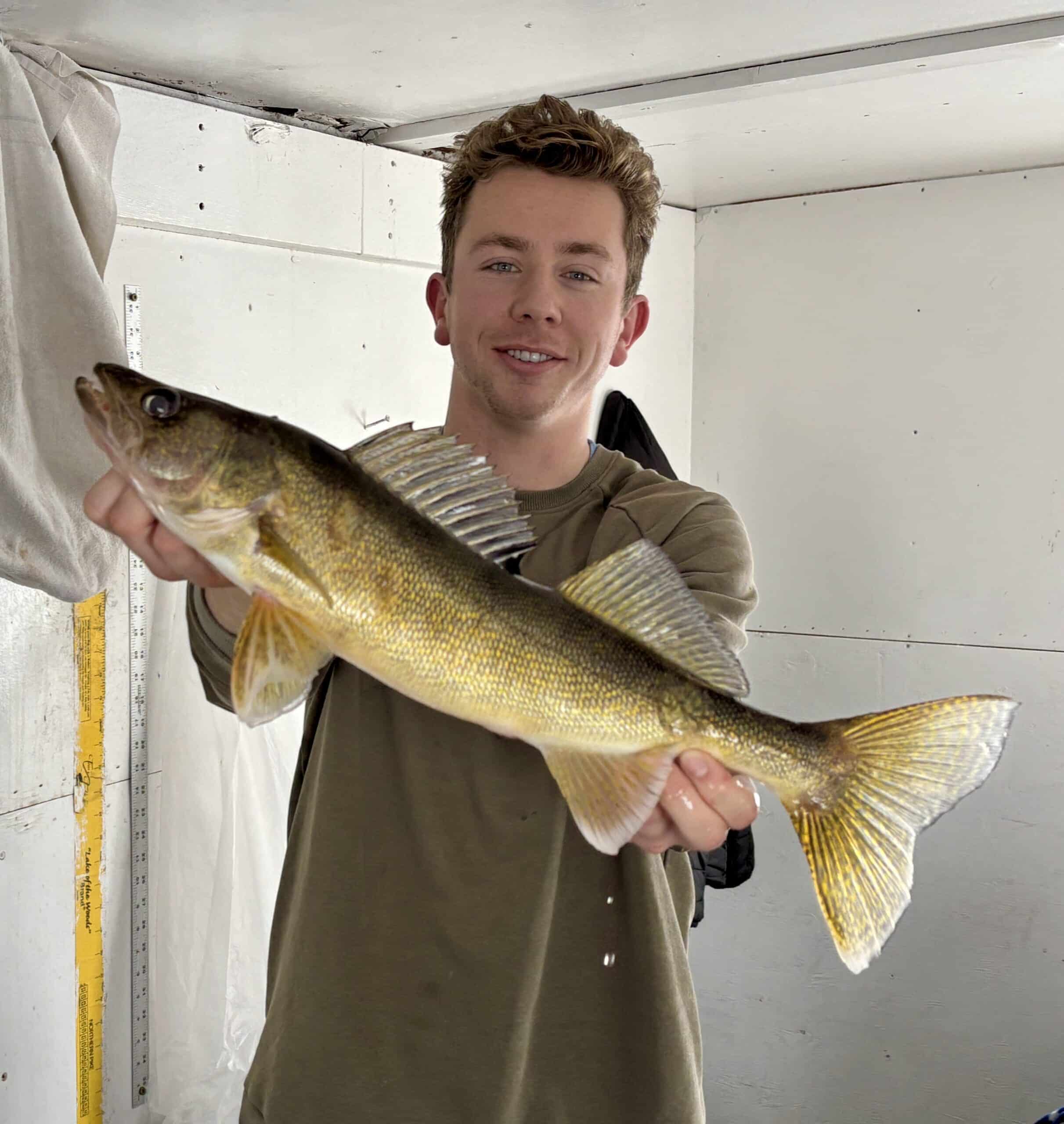 LAKE OF THE WOODS WALLEYE FISHING